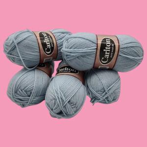 Lot of 5 Carlton Yarn Pure Wool dk 100% Superwash Light Blue #15 (100g - 240yd)